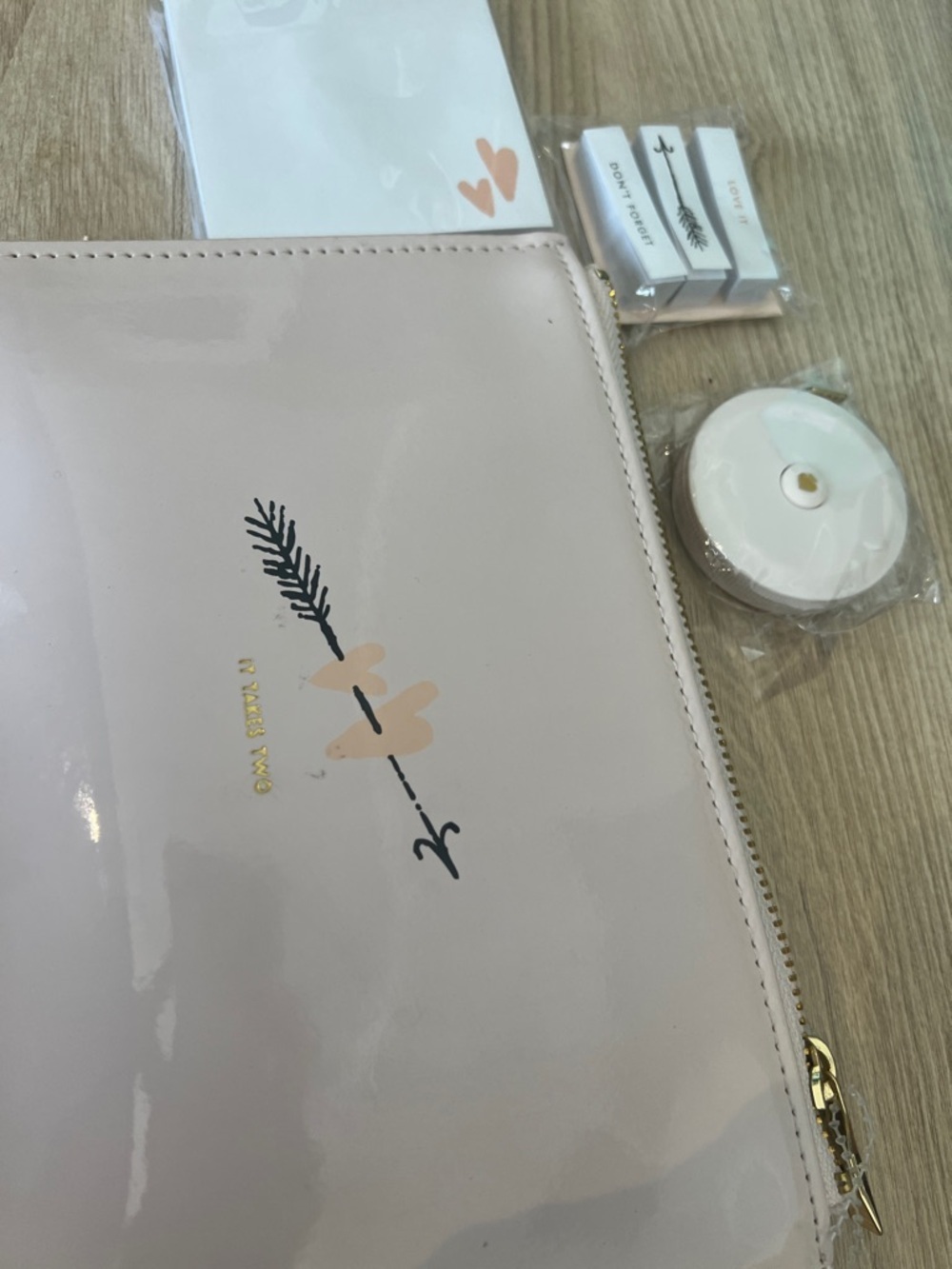 Kate Spade "It Takes Two" blush zippered pencil pouch - Picture 6 of 6